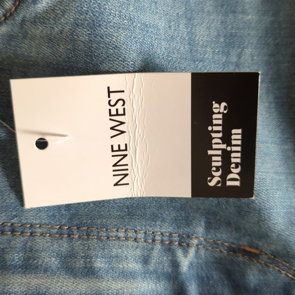 High rise sculpting bootcut jeans - Picture 6 of 14